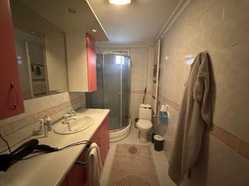 SAHRAYICEDİT’TE METROYA YAKIN BALKONLU KİRALIK 3+1 