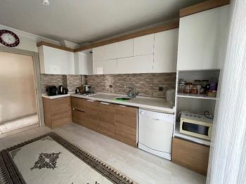 GÜVENAY- ÇORUM ULUKAVAK ÇİFTLİK CADDESİ ÜZERİ SATILIK  4+1 DAİRE