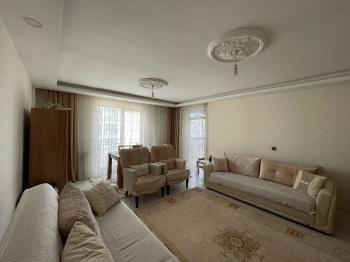 GÜVENAY- ÇORUM ULUKAVAK ÇİFTLİK CADDESİ ÜZERİ SATILIK  4+1 DAİRE