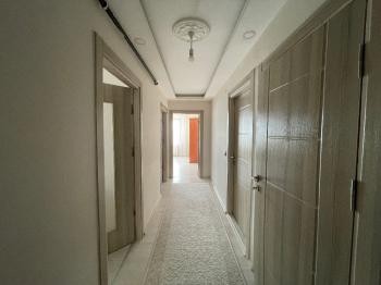 GÜVENAY- ÇORUM ULUKAVAK ÇİFTLİK CADDESİ ÜZERİ SATILIK  4+1 DAİRE