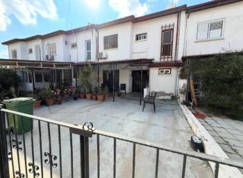 LEFKOŞA GÖÇMENKÖY BÖLGESİNDE SATILIK MÜSTAKİL İKİZ EV ( SOSYAL KONUT ) 