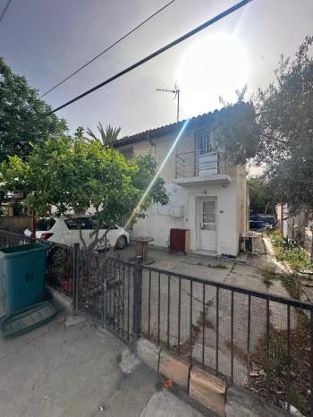 LEFKOŞA KÜÇÜKKAYMAKLI TERMİNAL BÖLGESİNDE SATILIK MÜSTAKİL EV