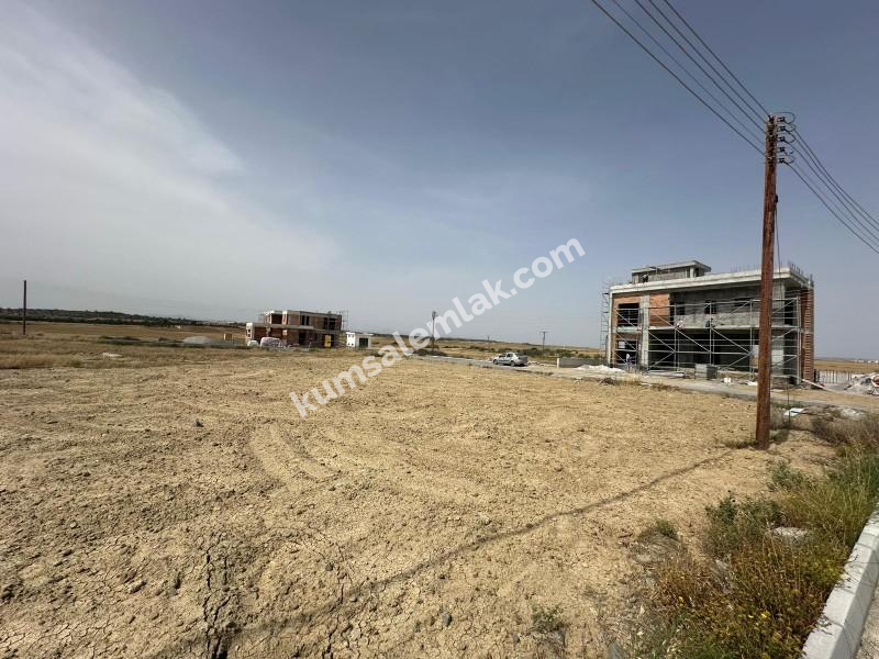 LEFKOŞA AYDEMET METEHAN BÖLGESİNDE SATILIK ARSA