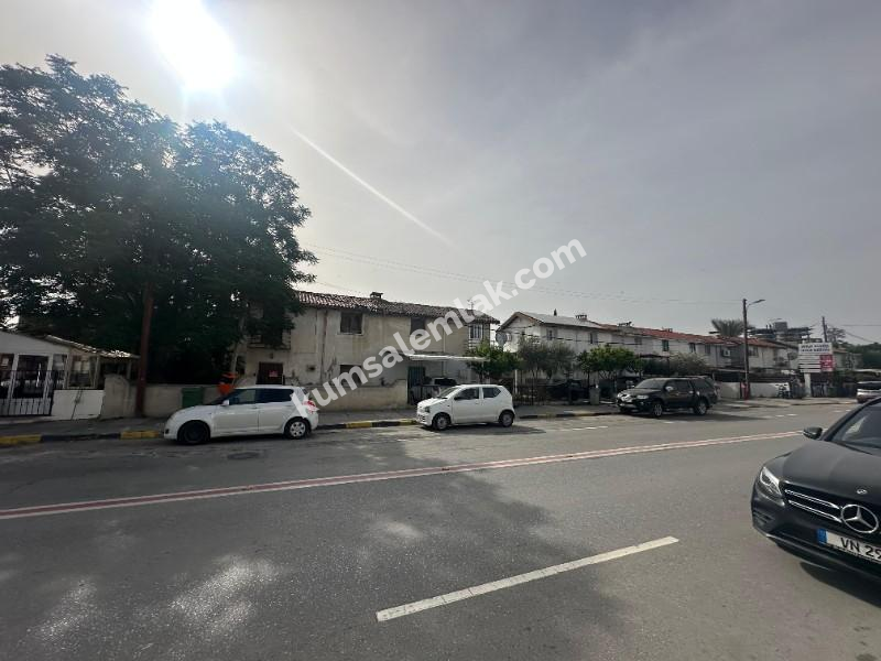 LEFKOŞA KÜÇÜKKAYMAKLI TERMİNAL BÖLGESİNDE SATILIK MÜSTAKİL EV