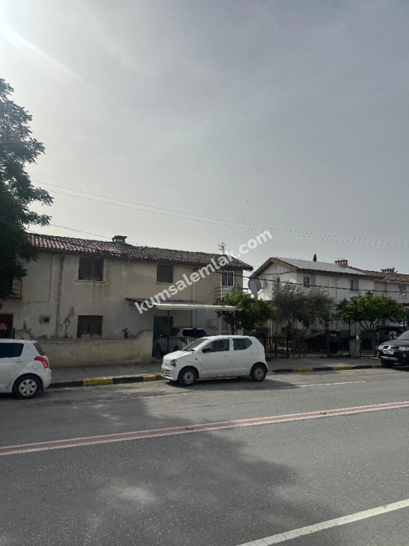 LEFKOŞA KÜÇÜKKAYMAKLI TERMİNAL BÖLGESİNDE SATILIK MÜSTAKİL EV