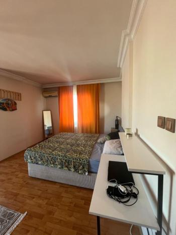 Bostancı Metroya Yakın Genç Binada Satılık Geniş 3+2 Dubleks Daire