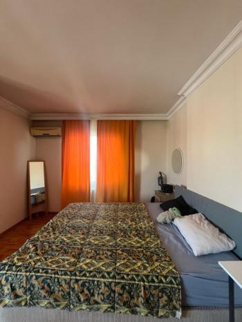 Bostancı Metroya Yakın Genç Binada Satılık Geniş 3+2 Dubleks Daire