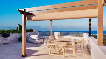 Girne Esentepe Müstakil Havuzlu ve Çatı Teraslı 3+1 Satılık Bungalow