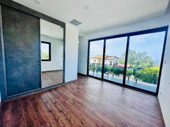 KKTC Girne Zeytinlik Bölgesinde Satılık Türk Tapulu Havuzlu 4+1 Lüks Villa