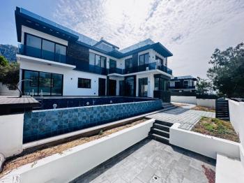 KKTC Girne Zeytinlik Bölgesinde Satılık  Türk Tapulu Lüks 4+1 Havuzlu Villa