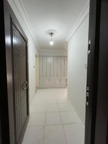 AFYON ÜÇOK EMLAKTAN MARULCU MAHALLESİNDE SATILIK 3+1 BAKIMLI DAİRE