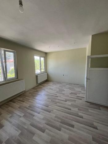 AFYON ÜÇOK EMLAKTAN FATİH MAH KİRALIK 3+1 DAİRE