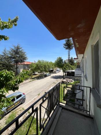 AFYON ÜÇOK EMLAKTAN FATİH MAH KİRALIK 3+1 DAİRE