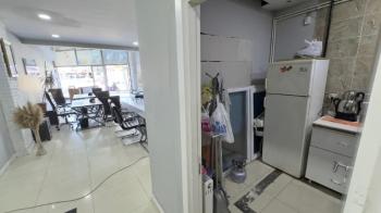 ESENYURT İŞLEK CADDE ÜZERİ SATILIK DÜKKAN ASMA KAT MUTFAK WC 