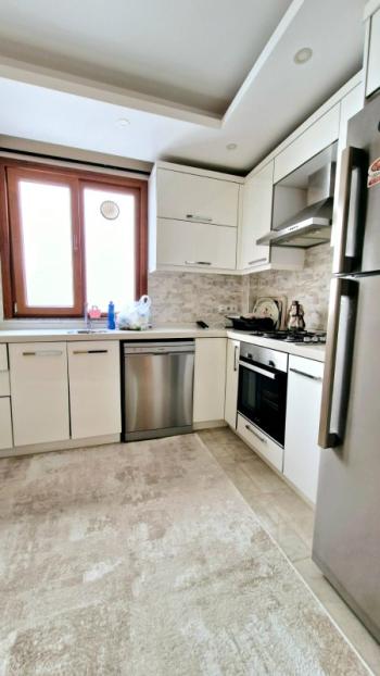 METROYA YAKIN, 2+1 KİRACISIZ , GENÇ BİNADA SATILIK DAİRE