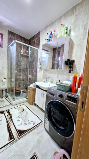 METROYA VE HASTANEYE YÜRÜME MESAFESİNDE ,KİRACISIZ 4.KAT SATILIK 2+1