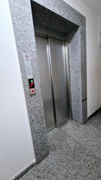 METROYA VE HASTANEYE YÜRÜME MESAFESİNDE ,KİRACISIZ 4.KAT SATILIK 2+1