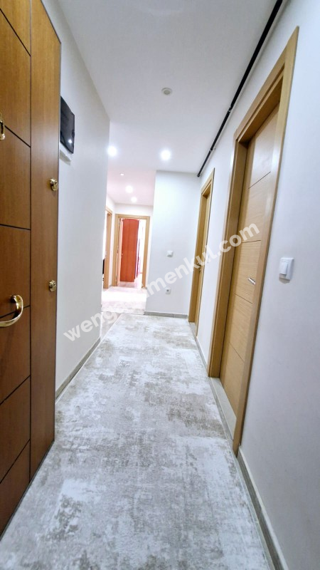 METROYA YAKIN, 2+1 KİRACISIZ , GENÇ BİNADA SATILIK DAİRE