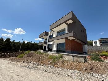 GÜVENAY - ÇORUM BİNEVLER MEVKİİ SERBEST PROJELİ 5+1 LÜKS SATILIK VİLLA