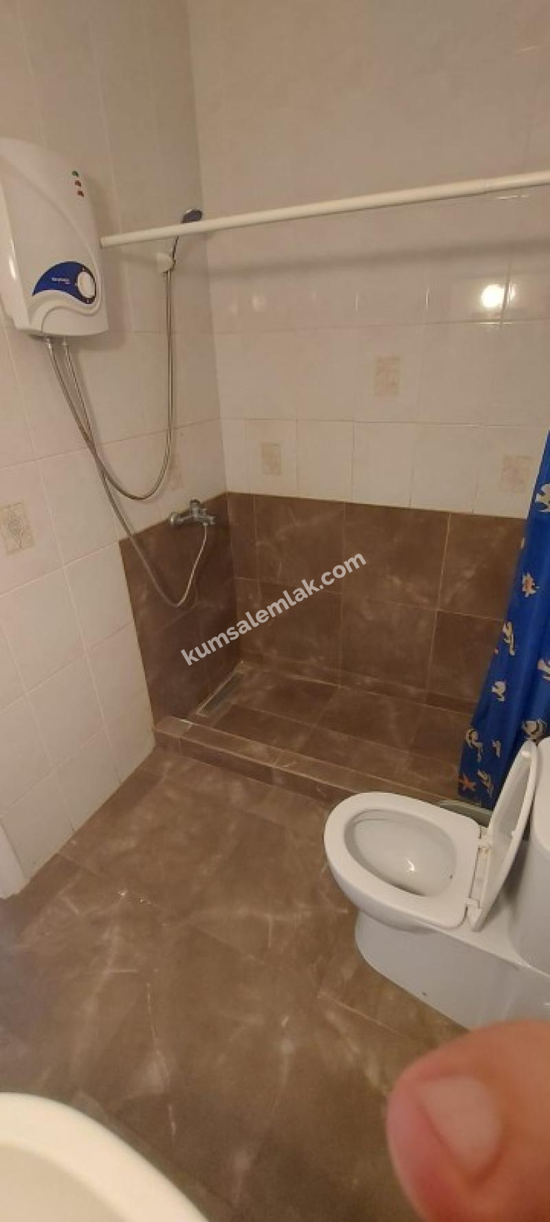 LEFKOŞA KÖŞKÜÇİFLİKTE SATILIK TİCARİ İZİNLİ TÜRK MALI  4+1 DAİRE 