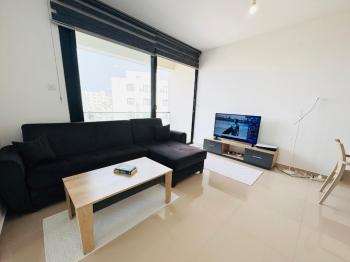 Tek Yetkili Kıbrıs Girne Merkez de Tüm Masrafları Ödenmiş Yeni Eşyalı Geniş 2+1 Daire