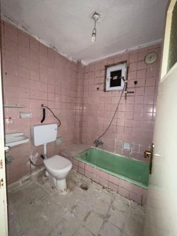 AFYON ÜÇOK EMLAKTAN MARULCU MAHALLESİNDE KİRALIK 3+1 DAİRE