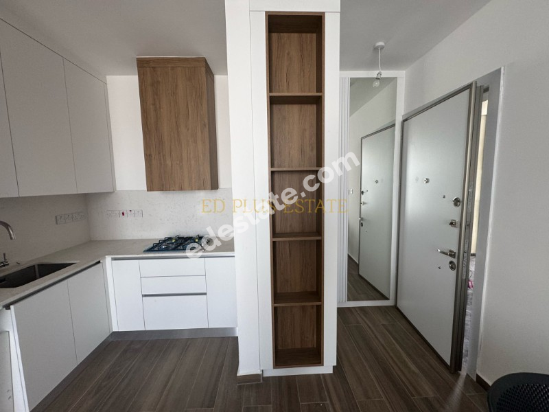 Lefkoşa Marmara Bölgesinde FULL YENİ EŞYALI Türk Koçanlı Satılık 2+1 YENİ Daire 