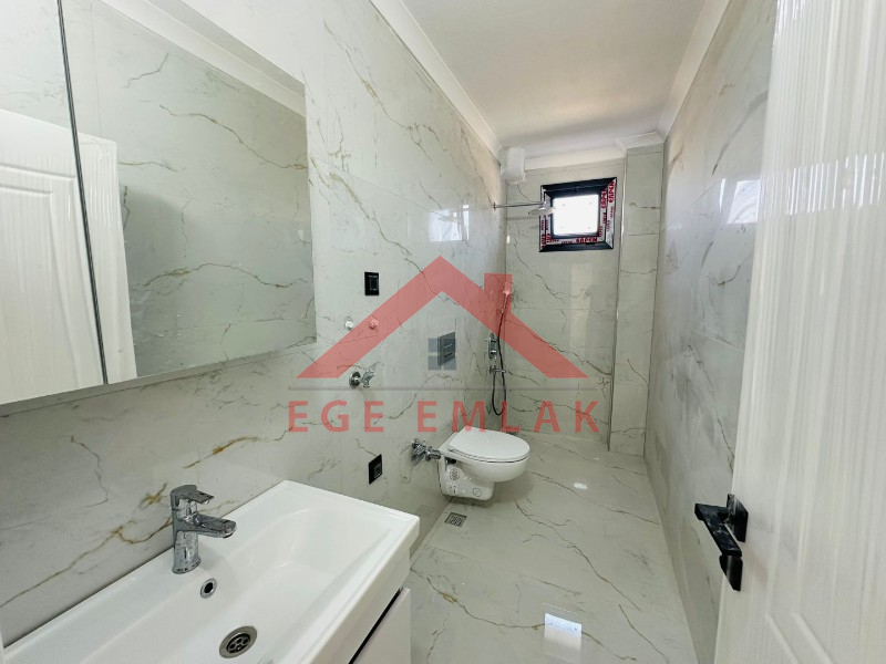 Didim Hisar Mahallesinde Satılık Geniş Bahçeli 2+1 Daire