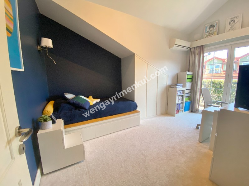 Çekmeköy Greenland Sitesi Büyük Bahçeli 5+2 Köşe Villa