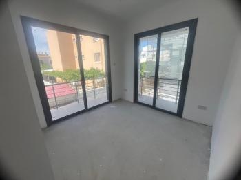 LEFKOŞA GÖNYELİ BÖLGESİNDE SATILIK DUBLEKS 2+1 DAİRE 