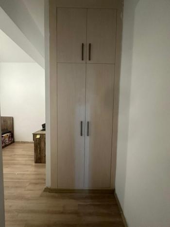 LEFKOŞA DUMLUPINAR BÖLGESİNDE TÜRK MALI SATILIK EŞYALI DAİRE 