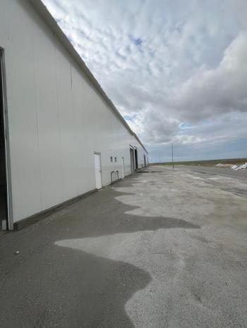 LEFKOŞA ERCAN HAVA LİMANI ARKASINDA KİRALIK DEPOLAR 