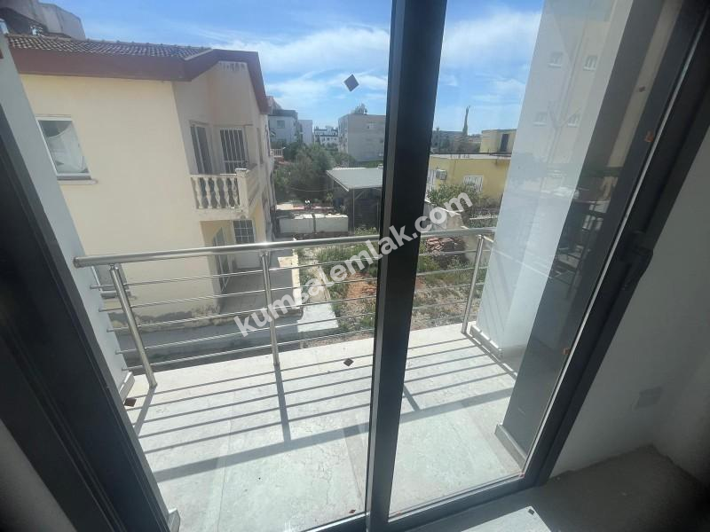 LEFKOŞA GÖNYELİ BÖLGESİNDE SATILIK DUBLEKS 2+1 DAİRE 