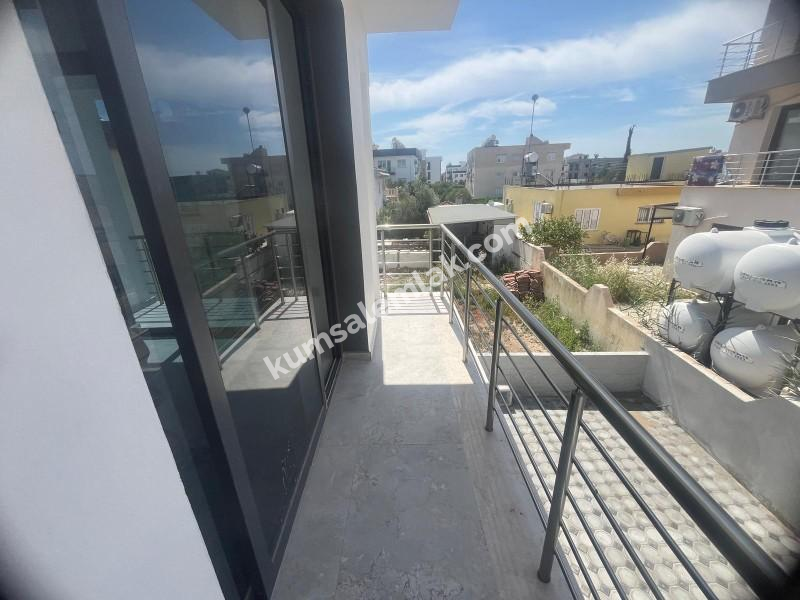 LEFKOŞA GÖNYELİ BÖLGESİNDE SATILIK DUBLEKS 2+1 DAİRE 
