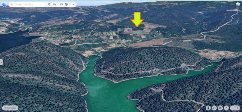DijitalEmlak'tan Orhaneli Çınarcık köyünde Ful MAnzaralı Yola cephe 8.680 m2 Satılık Kıymetli Arazi.