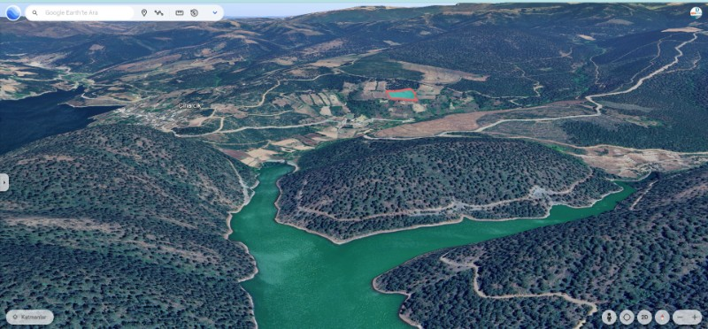 DijitalEmlak'tan Orhaneli Çınarcık köyünde Ful MAnzaralı Yola cephe 8.680 m2 Satılık Kıymetli Arazi.
