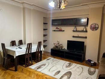 FULYA'DA MERKEZİ KONUMDA KİRALIK 2+1 EŞYALI DAİRE 