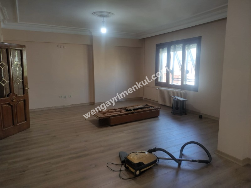 Ümraniye Tantavi'de Metroya Yakın Tadilatlı 3+1 Kiralık Daire