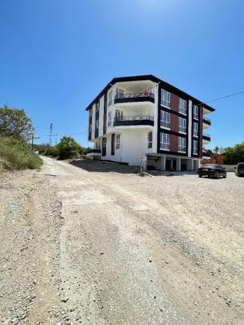 GÜVENAY – ÇORUM BAHÇELİEVLER BAHAR 1. CAD. CİVARI – 2+1 SIFIR DAİRE
