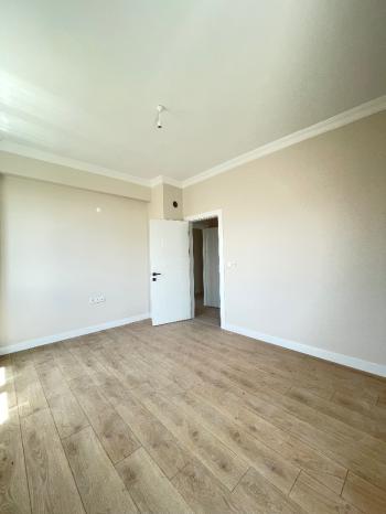 GÜVENAY – ÇORUM BAHÇELİEVLER BAHAR 1. CAD. CİVARI – 2+1 SIFIR DAİRE