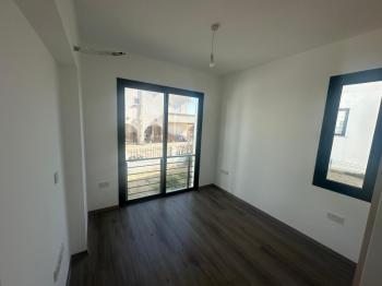 LEFKOŞA HAMİTKÖY BÖLGESİNDE SATILIK ( SIFIR ) LÜKS DAİRELER