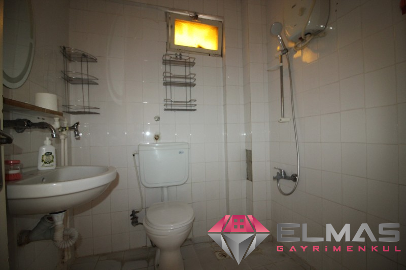 Elmas’tan Akkent Mah. Site İçerisinde Bağımsız Mutfak 3+1