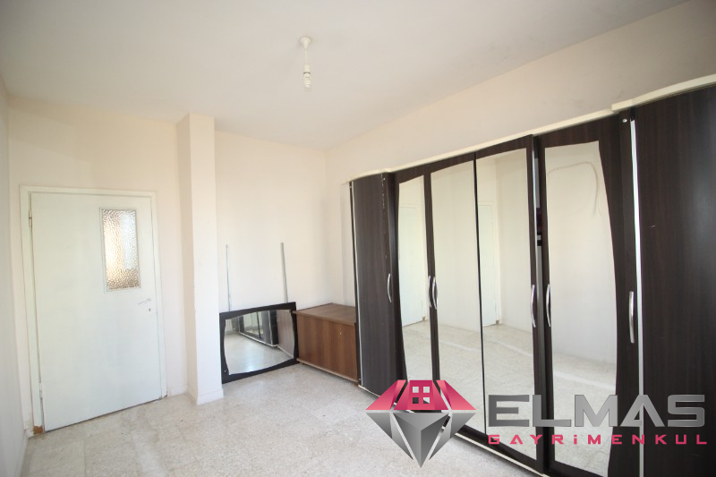 Elmas’tan Akkent Mah. Site İçerisinde Bağımsız Mutfak 3+1