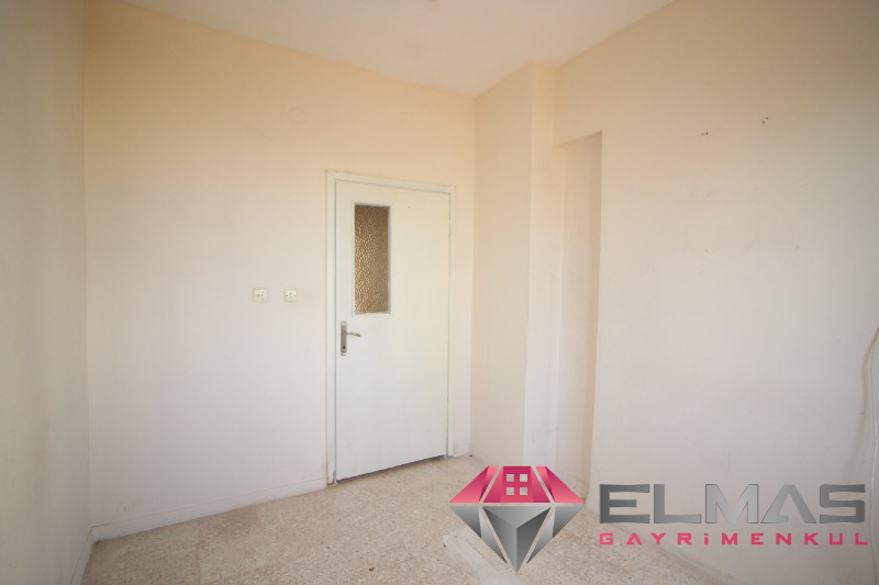Elmas’tan Akkent Mah. Site İçerisinde Bağımsız Mutfak 3+1