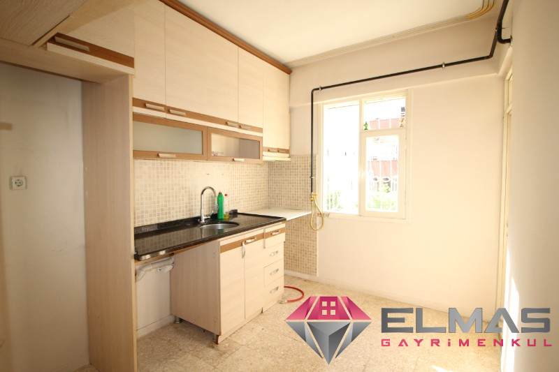Elmas’tan Akkent Mah. Site İçerisinde Bağımsız Mutfak 3+1