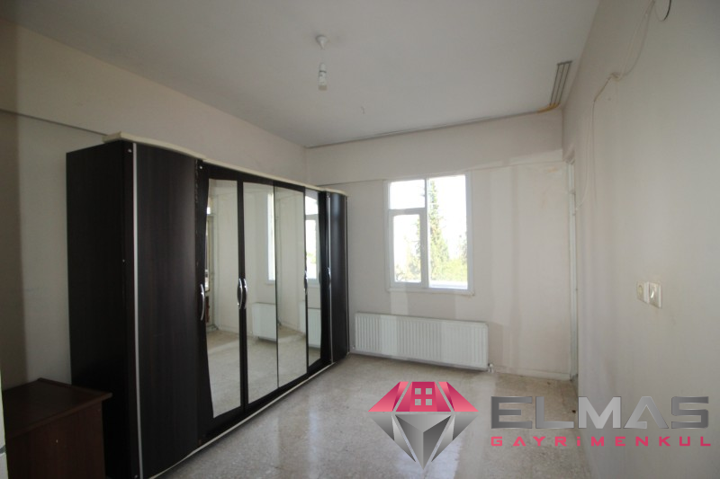 Elmas’tan Akkent Mah. Site İçerisinde Bağımsız Mutfak 3+1