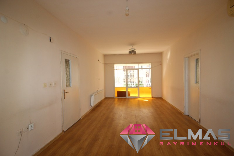 Elmas’tan Akkent Mah. Site İçerisinde Bağımsız Mutfak 3+1