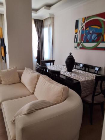 Bakırköy Zuhuratbaba Mahallesi’nde Merkezi Konumda Ferah 2+1 Satılık Daire 