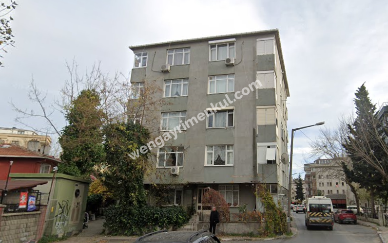 Bakırköy Kartaltepe Mahallesi’nde Geniş ve Kullanışlı 3+1 Kiralık Daire