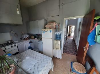 MAĞUSA MARAŞ GİRİŞİNDE SATILIK BAHÇELİ MÜSTAKİL EV.